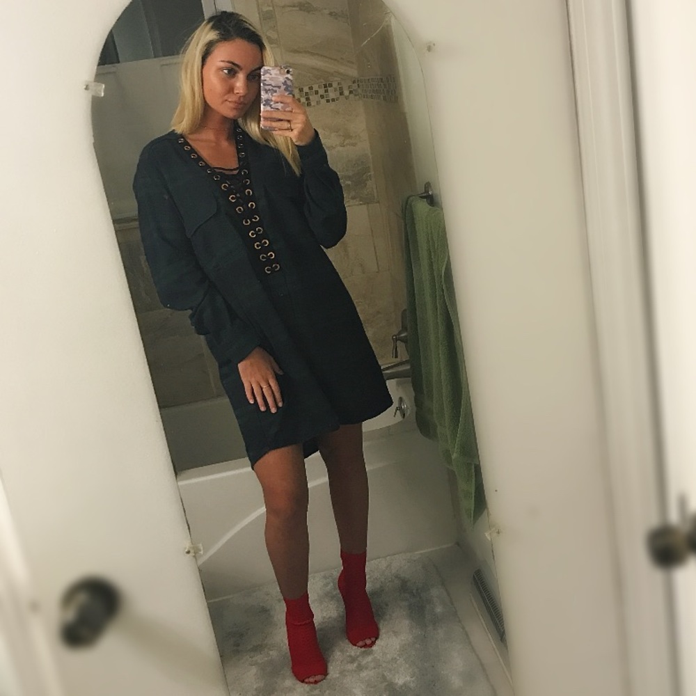 ❌NEW❌ Plaid Eyelet Dress
